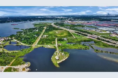 17427 Moreland Drive, Channelview, TX 77530 - Photo 31