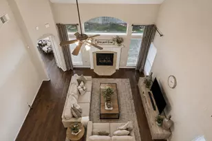 2202 Summer Wind Dr, Sugar Land, TX 77479 - Photo 9