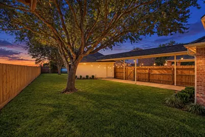 2202 Summer Wind Drive, Sugar Land, TX 77479 - Photo 25