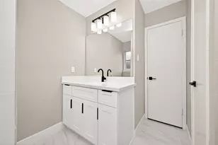 338 Coach Lamp Ln, Houston, TX 77060 - Photo 33