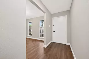338 Coach Lamp Ln, Houston, TX 77060 - Photo 11