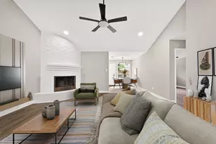 338 Coach Lamp Ln, Houston, TX 77060 - Photo 5