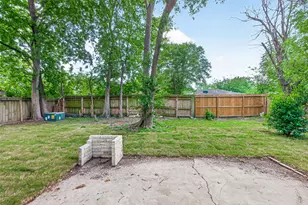 338 Coach Lamp Ln, Houston, TX 77060 - Photo 43