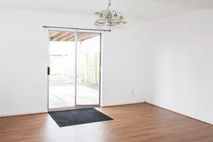 8910 Sage Pl, Houston, TX 77071 - Photo 7