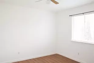 8910 Sage Pl, Houston, TX 77071 - Photo 17