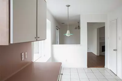 8910 Sage Place, Houston, TX 77071 - Photo 11