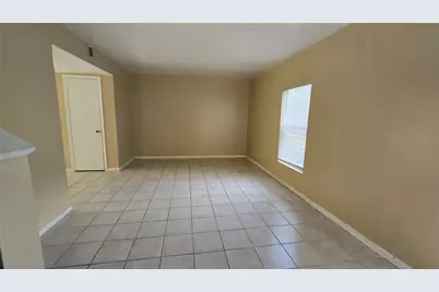 1403 Blalock Road #11, Houston, TX 77055 - Photo 3