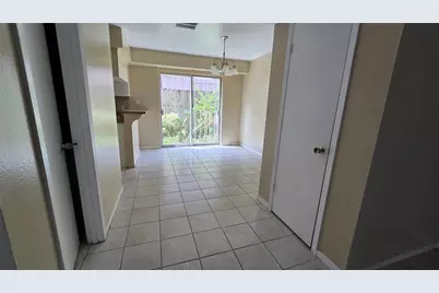 1403 Blalock Road #11, Houston, TX 77055 - Photo 3