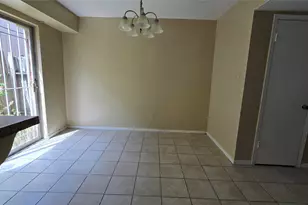 1403 Blalock Rd, Houston, TX 77055 - Photo 5