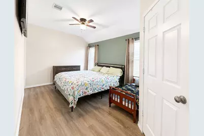1310 Vincente Court, Conroe, TX 77301 - Photo 11