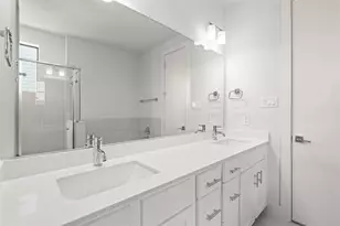 9609 Marlive Ln, Houston, TX 77025 - Photo 21
