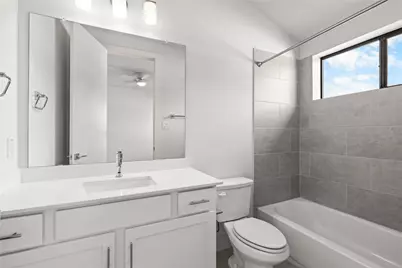 9609 Marlive Lane #B, Houston, TX 77025 - Photo 27