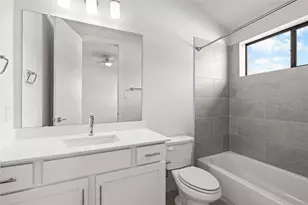 9609 Marlive Ln, Houston, TX 77025 - Photo 27