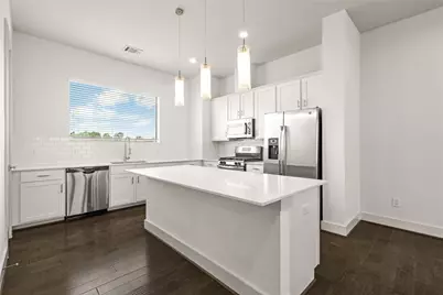 9609 Marlive Lane #B, Houston, TX 77025 - Photo 11