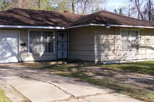 5715 Westover St, Houston, TX 77033 - Photo 7