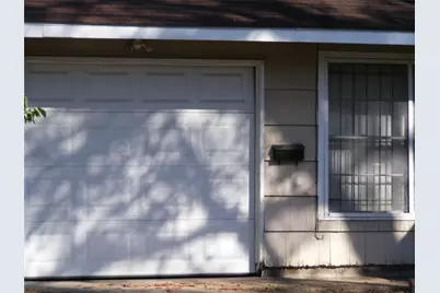 5715 Westover Street, Houston, TX 77033 - Photo 9
