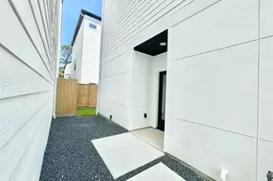 3716 Creekmont Gardens Ln, Houston, TX 77091 - Photo 5