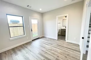 3716 Creekmont Gardens Ln, Houston, TX 77091 - Photo 11