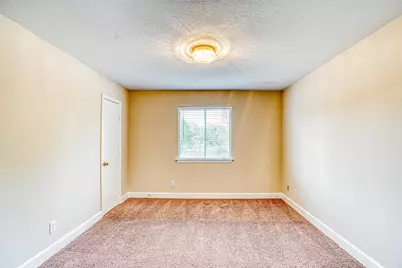 9410 Stoneridge Canyon Lane, Houston, TX 77089 - Photo 9