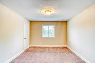 9410 Stoneridge Canyon Ln, Houston, TX 77089 - Photo 9
