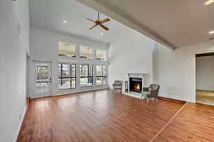 640 S College St, La Grange, TX 78945 - Photo 3