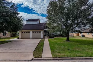 640 S College St, La Grange, TX 78945 - Photo 3