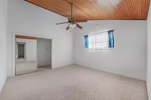 640 S College St, La Grange, TX 78945 - Photo 17