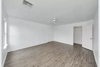 9638 Brenthaven Springs Lane, Tomball, TX 77375 - Photo 15