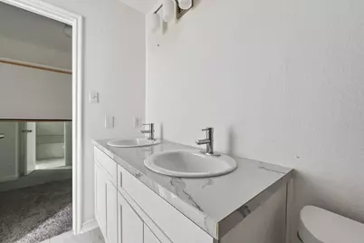 18914 Remington Mill Drive, Houston, TX 77073 - Photo 9