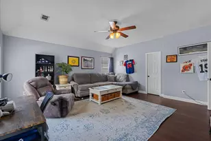 2128 Winding Springs Dr, League City, TX 77573 - Photo 35