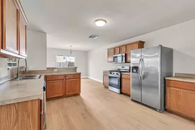 12715 Windy Summer Lane, Houston, TX 77044 - Photo 9