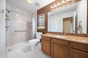2927 Clinton Dr, Houston, TX 77020 - Photo 11
