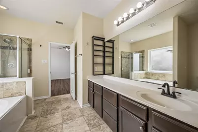 2307 Cloudy Bay Drive, Fresno, TX 77545 - Photo 5
