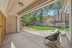 19 Postvine Ct, The Woodlands, TX 77381 - Photo 25