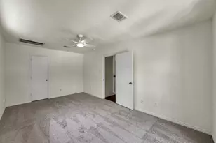 19 Postvine Ct, The Woodlands, TX 77381 - Photo 21