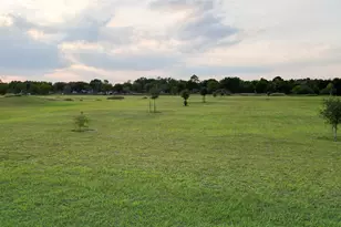 709 Earl St, El Campo, TX 77437 - Photo 15