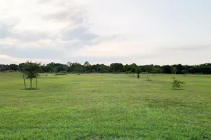 709 Earl St, El Campo, TX 77437 - Photo 13