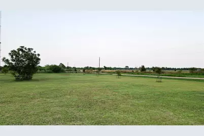 707 Earl Street, El Campo, TX 77437 - Photo 11