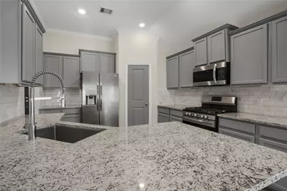 15218 Kickapoo Cavern Drive, Cypress, TX 77433 - Photo 5