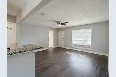 12234 Lambeth Palace Drive, Houston, TX 77066 - Photo 3