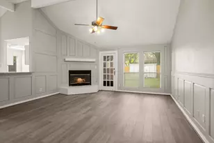 302 Foxtail Ct, League City, TX 77573 - Photo 11