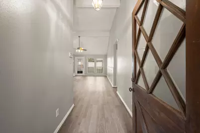 302 Foxtail Court, League City, TX 77573 - Photo 9