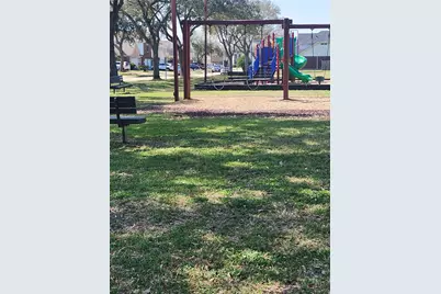 8974 N Deer Meadow Drive, Houston, TX 77071 - Photo 7