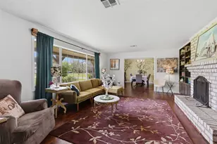 401 Clearview Ave, Friendswood, TX 77546 - Photo 5