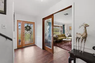 401 Clearview Ave, Friendswood, TX 77546 - Photo 3