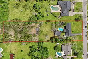 401 Clearview Ave, Friendswood, TX 77546 - Photo 33