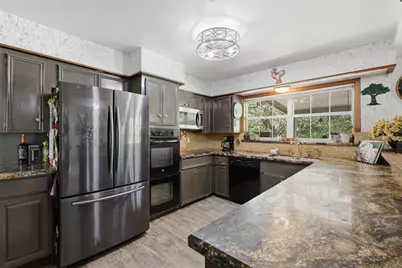 401 Clearview Avenue, Friendswood, TX 77546 - Photo 9