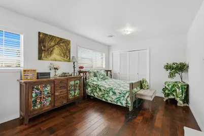 401 Clearview Avenue, Friendswood, TX 77546 - Photo 15