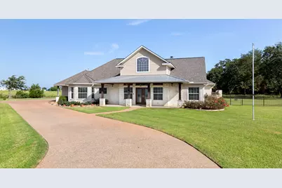 416 Legendary Oaks Boulevard, Hempstead, TX 77445 - Photo 1