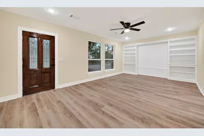 2725 Avenue F, Rosenberg, TX 77471 - Photo 5